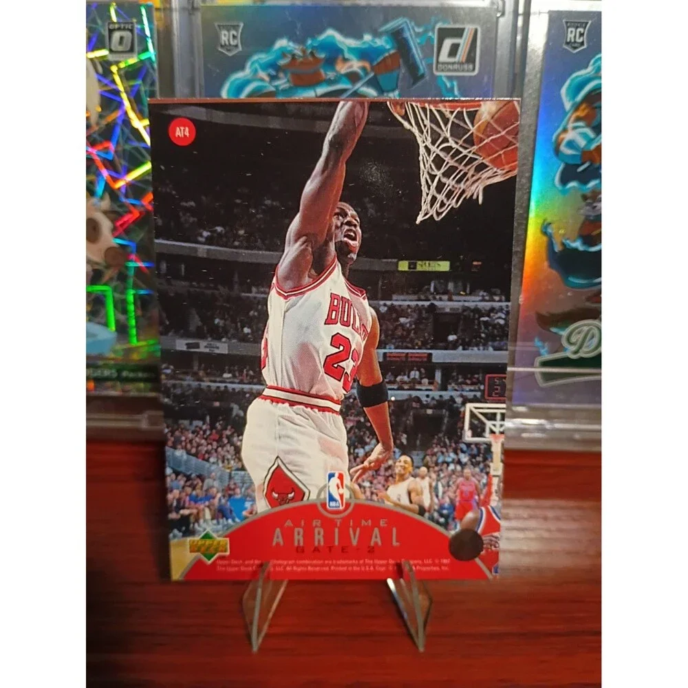 1997-98 Upper Deck - Air Time Michael Jordan #AT4 Invest